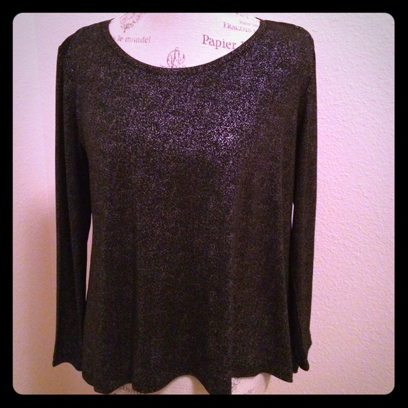 Dressy shimmering Black Blouse loose an flowy! - Picture 1 of 5