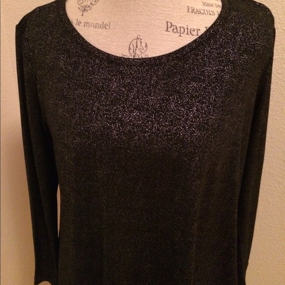 Dressy shimmering Black Blouse loose an flowy! - Picture 2 of 5