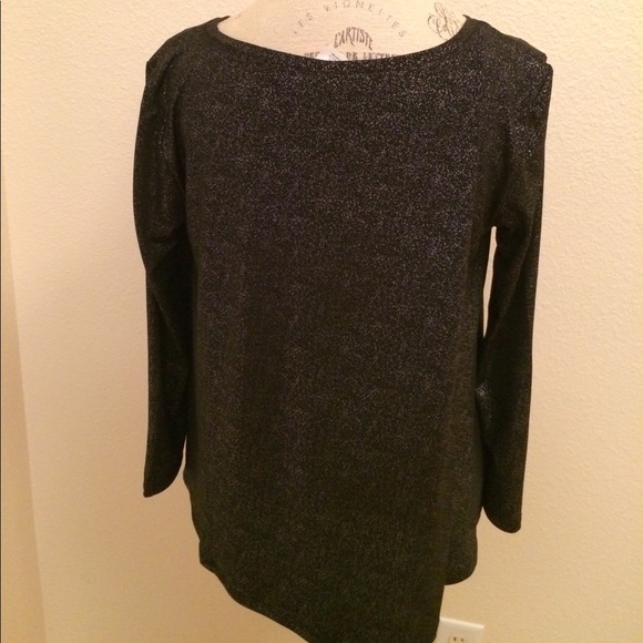 Dressy shimmering Black Blouse loose an flowy! - Picture 3 of 5