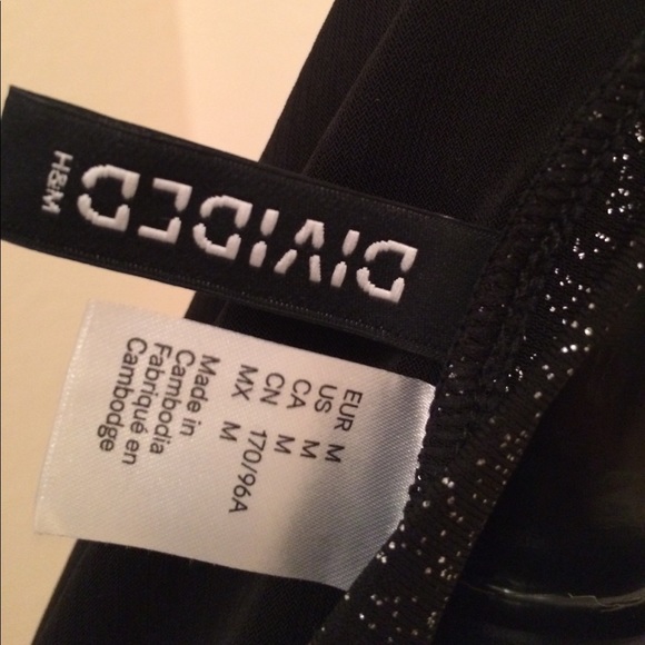 Dressy shimmering Black Blouse loose an flowy! - Picture 4 of 5