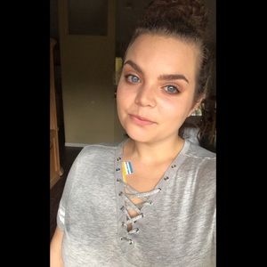 Meet your Posher, Veronica