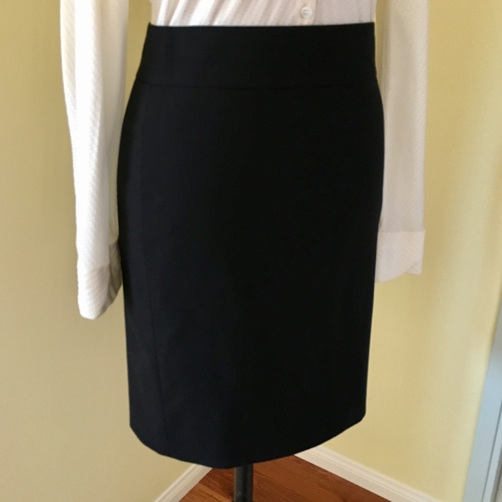 Banana Republic Petite pencil skirt wool blend EUC
