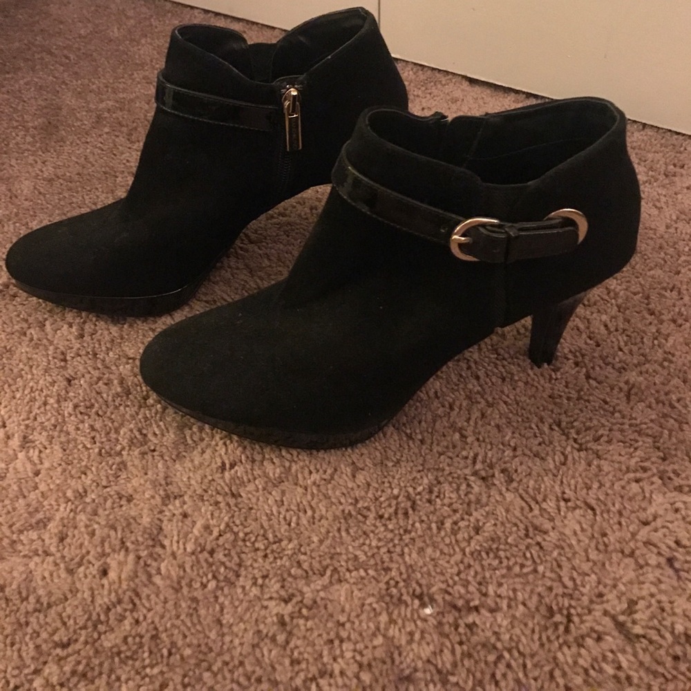 Cute black suede ankle booties