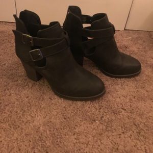 cutout buckled heeled booties with zipper