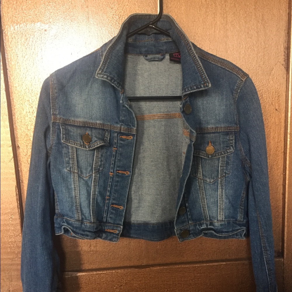 Cropped jean jacket