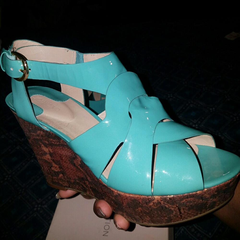 Joan & David Gorgeous sz 9.5 sandals like new