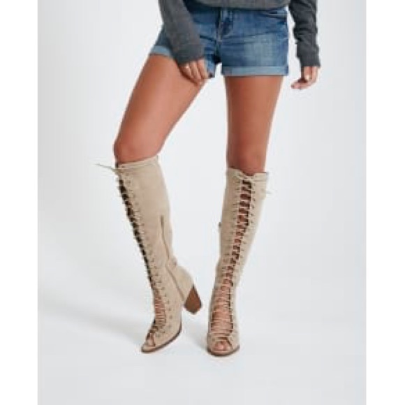 Perfect Nude Lace Up Chunky Heel Knee High Boots - Picture 2 of 6