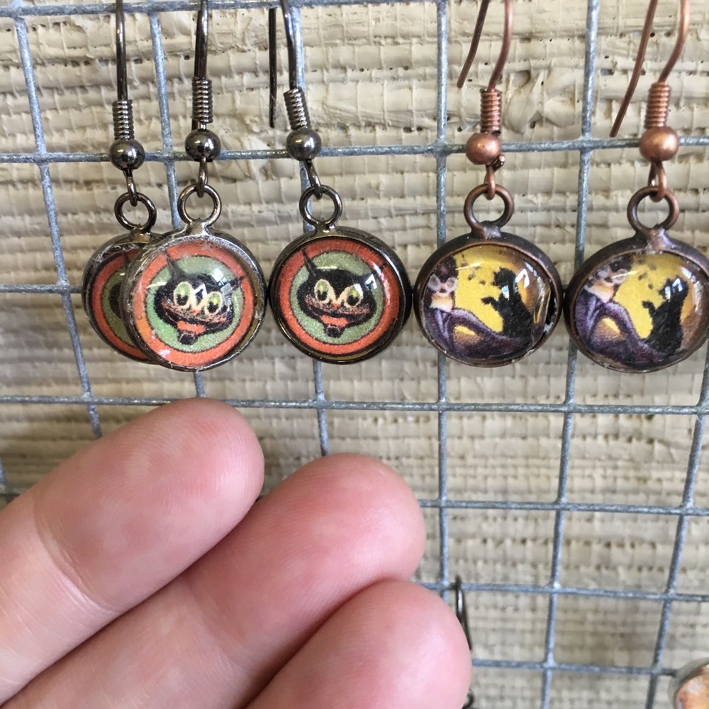 12mm Vintage Halloween Earrings