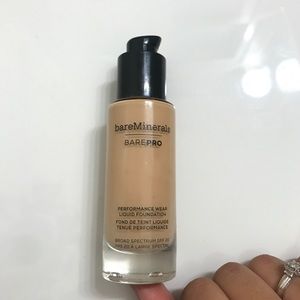 Bare Minerals BarePro foundation