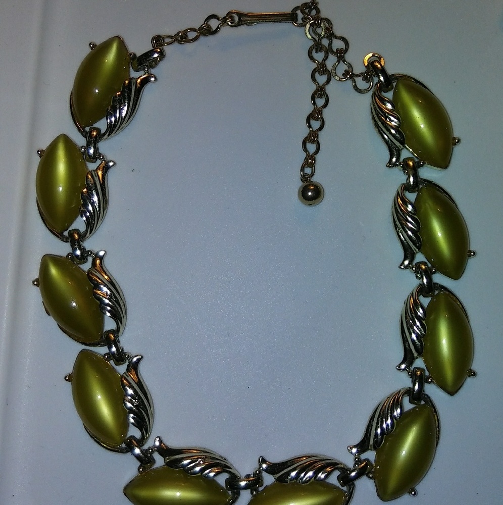 Green and gold vintage necklace