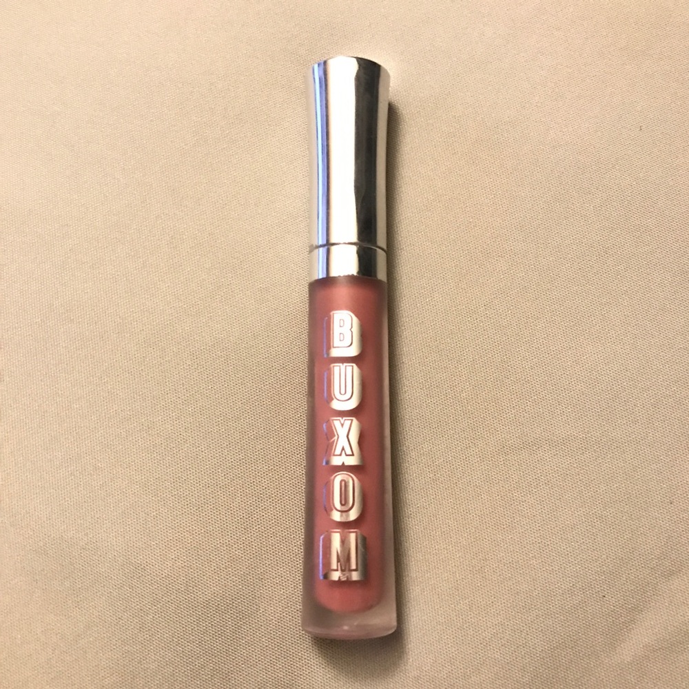Buxom lip cream