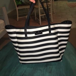 Kate spade black and white stripped purse / bag Kate spade black and white stripped purse / bag