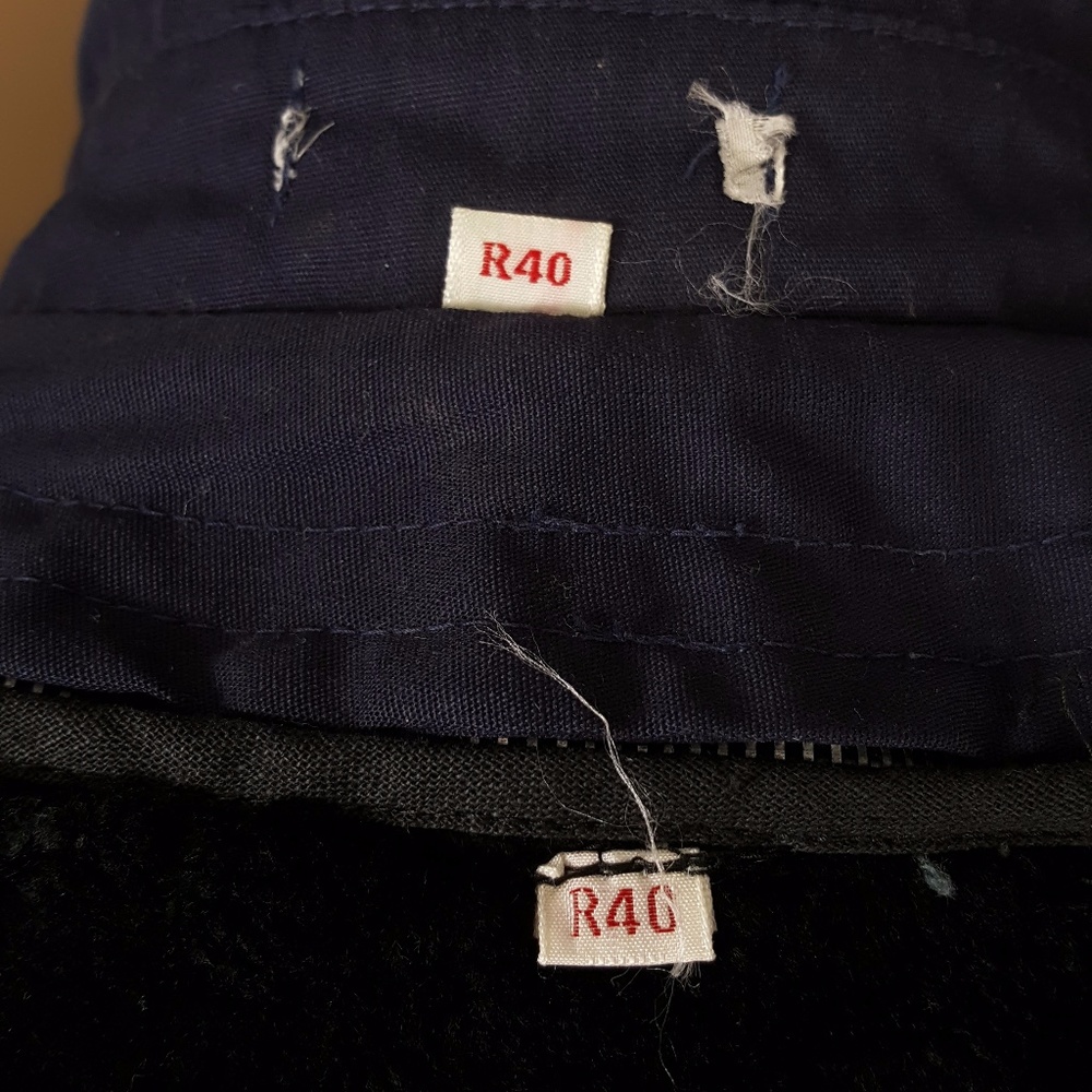 Men's Trench Coat (R40) - Picture 7 of 8