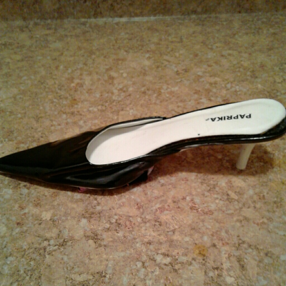 Designer Patten Leather Pumps