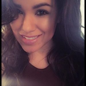 Meet your Posher, Jasmine