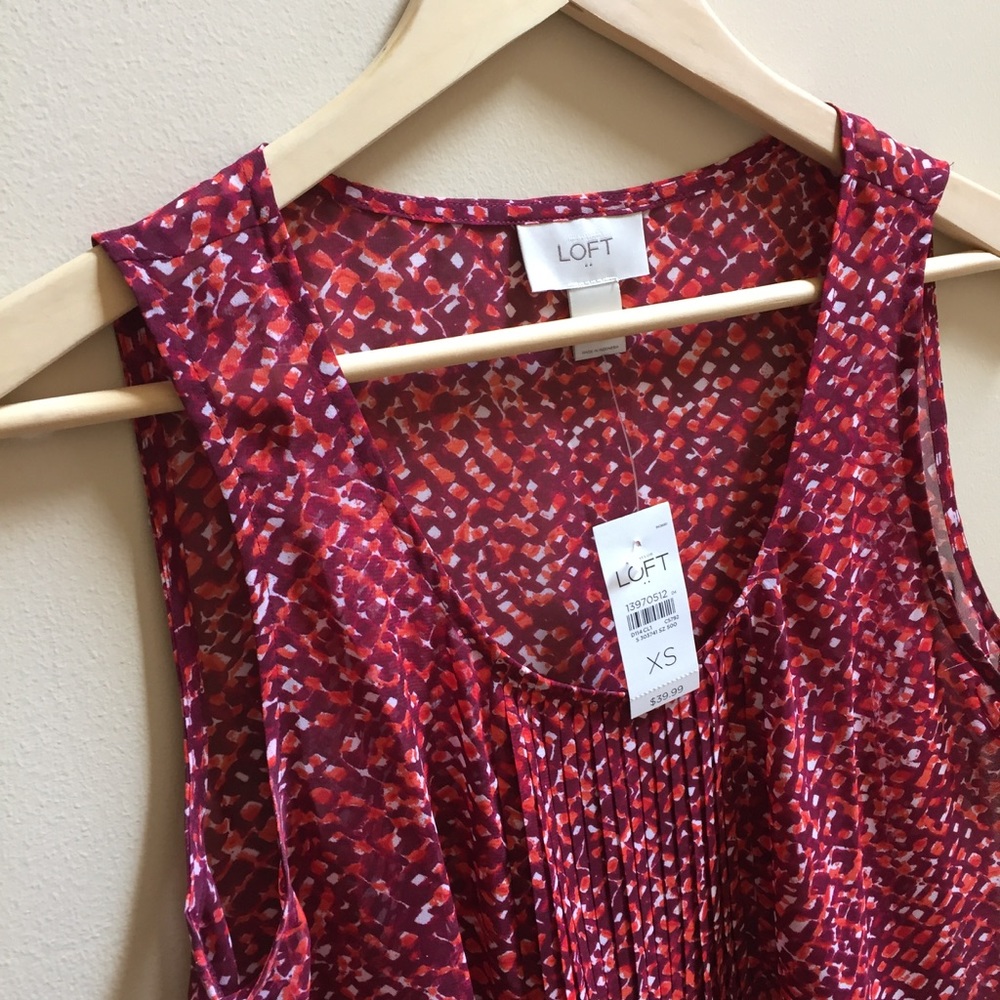 Loft xs Top - Picture 2 of 3