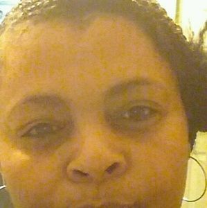 Meet your Posher, Alicia