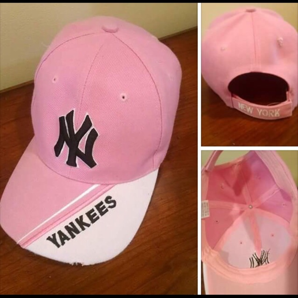 Yankees hat (pink and white)