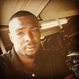 Meet your Posher, Daniel devon