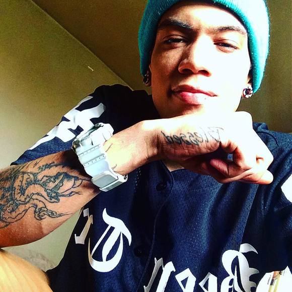 Meet your Posher, Devonte - Picture 1 of 1