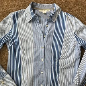 Tommy Hilfiger Button Up Tommy Hilfiger Button Up