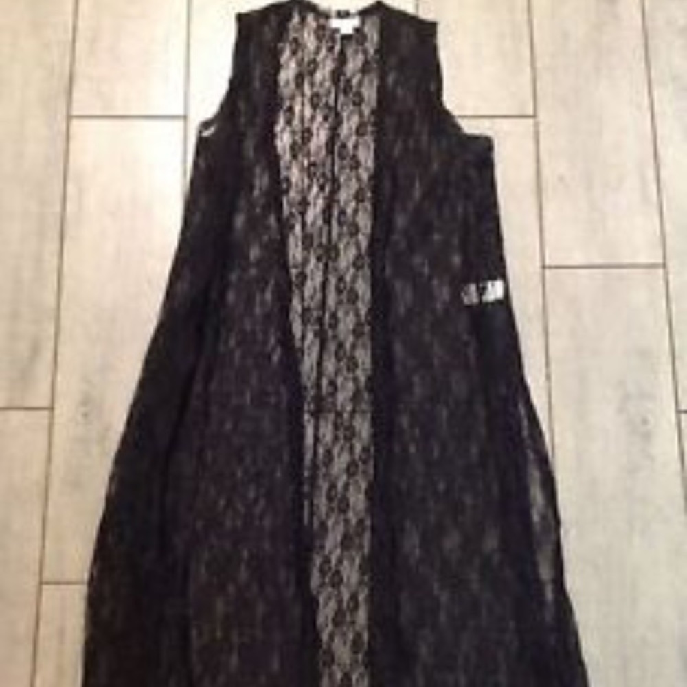 LULAROE SOLID BLACK JOY (large)