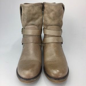 bare traps hailie bootie