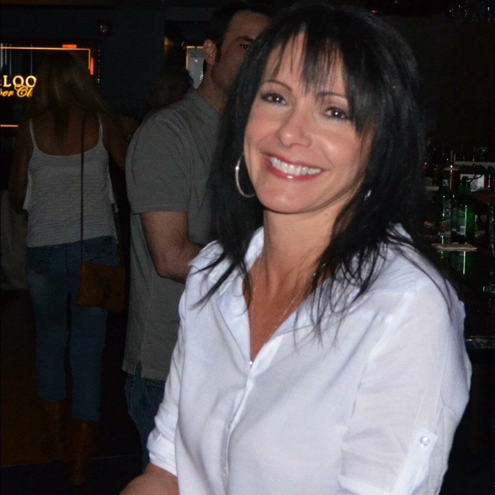 Meet your Posher, Camille