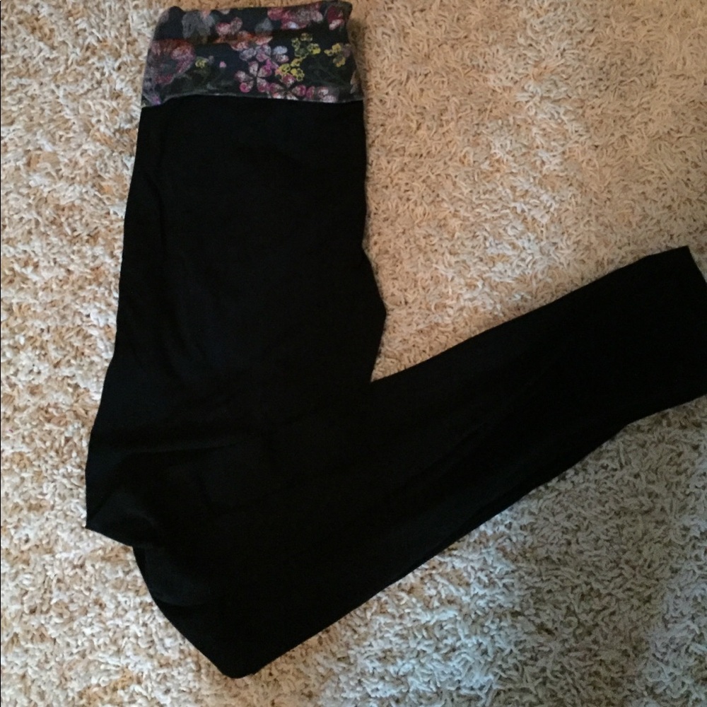 2!! Victoria's Secret yoga pants bundle!