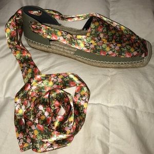 NWT balenciaga espadrilles