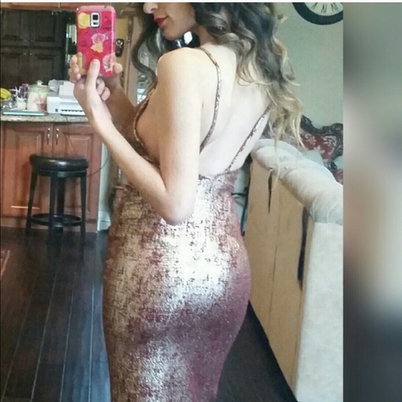 Body hugging dress burgundy with silver - Picture 2 of 4