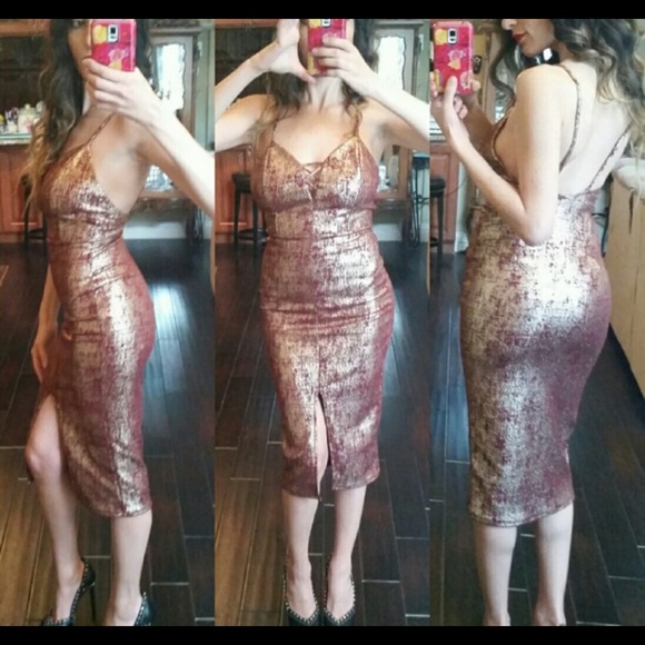 Body hugging dress burgundy with silver - Picture 3 of 4
