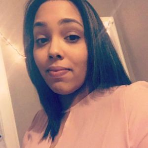 Meet your Posher, Elyse