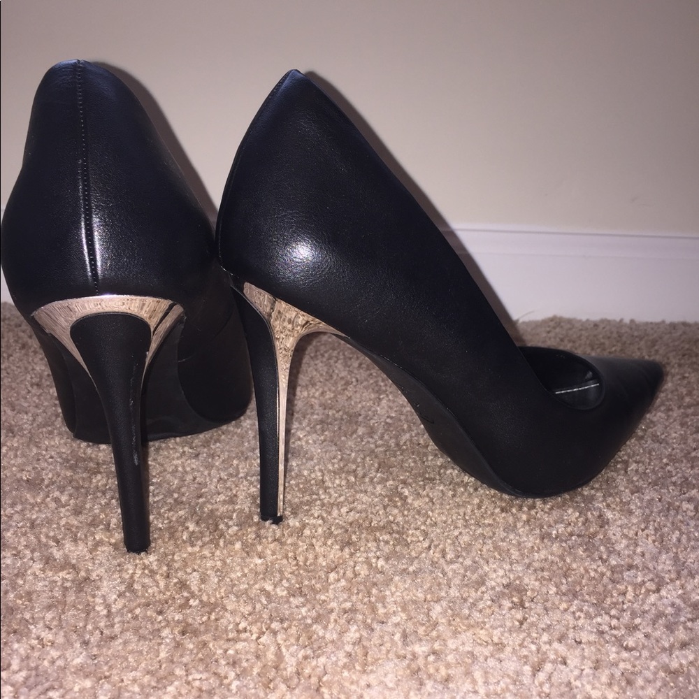 Jennifer Lopez heels