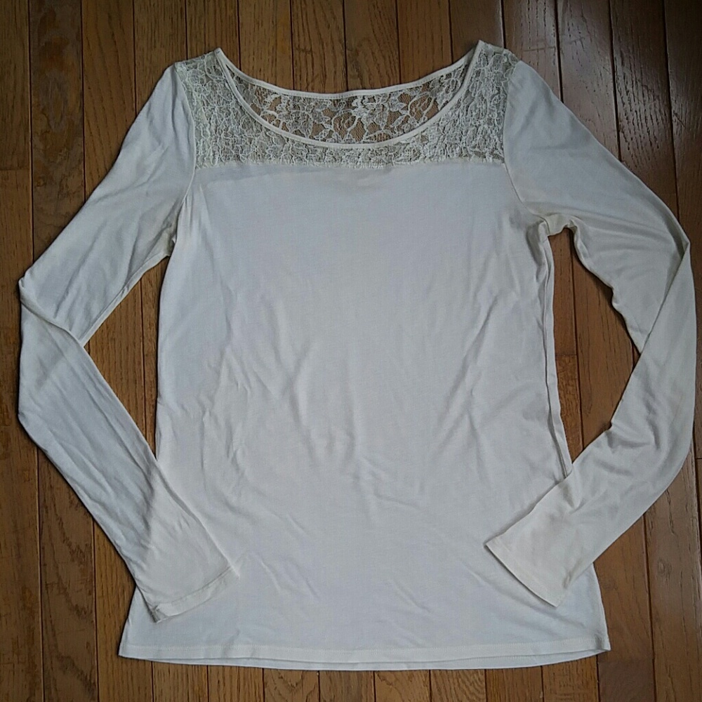 ♦ 3 for $15 J. Crew Lace Insert Tee - Picture 1 of 8
