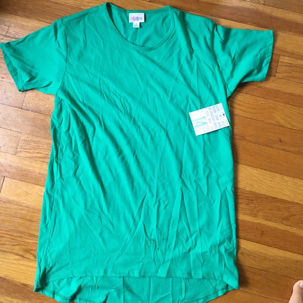 Lularoe Gracie Shirt