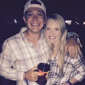 Meet your Posher, Max