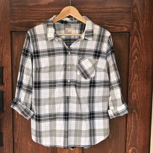 Merona plaid Button Down shirt Merona plaid Button Down shirt