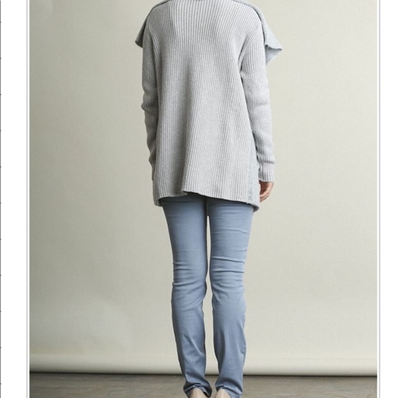 LAST 1❗️Light Gray Super Soft Mixed Knit Cardigan - Picture 4 of 5