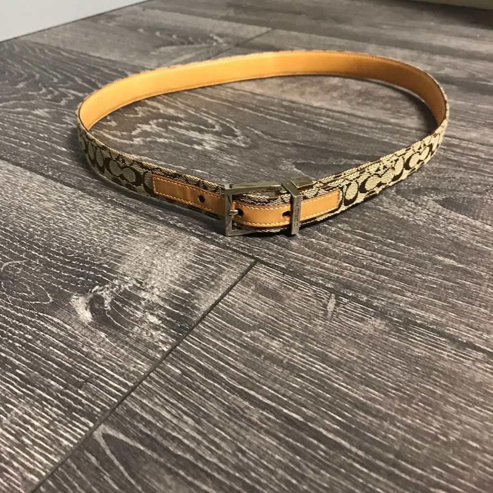 Coach belt
