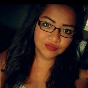 Meet your Posher, Chelsey