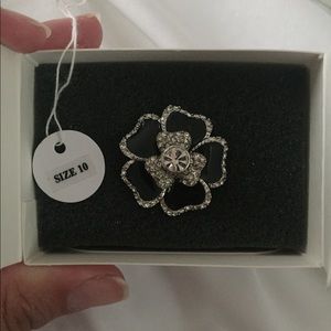 Flower ring Flower ring