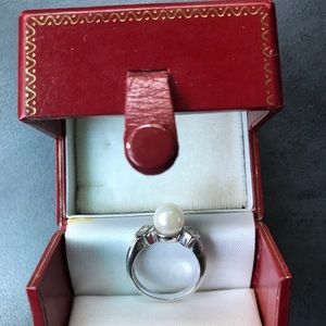 Ben Bridge White Gold Diamond and Pearl Ring Ben Bridge White Gold Diamond and Pearl Ring