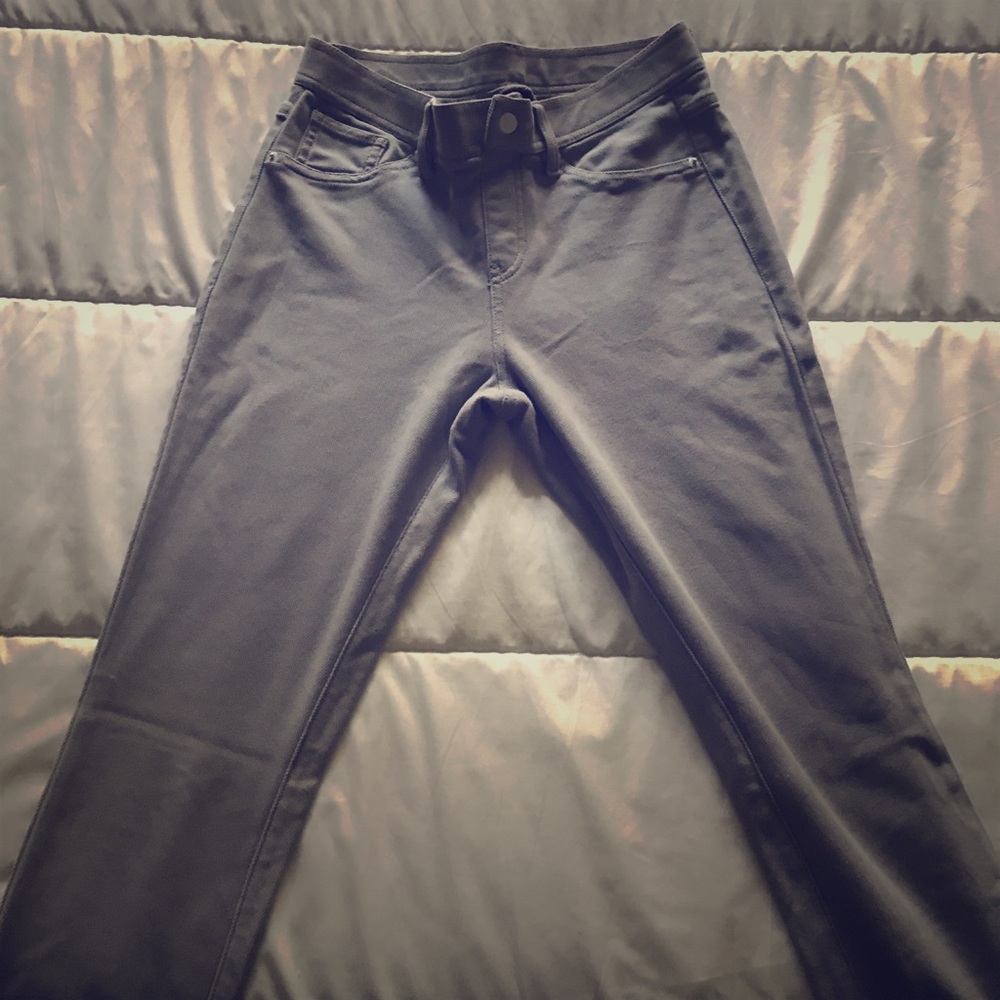 Hue Gray Jeggings size Small