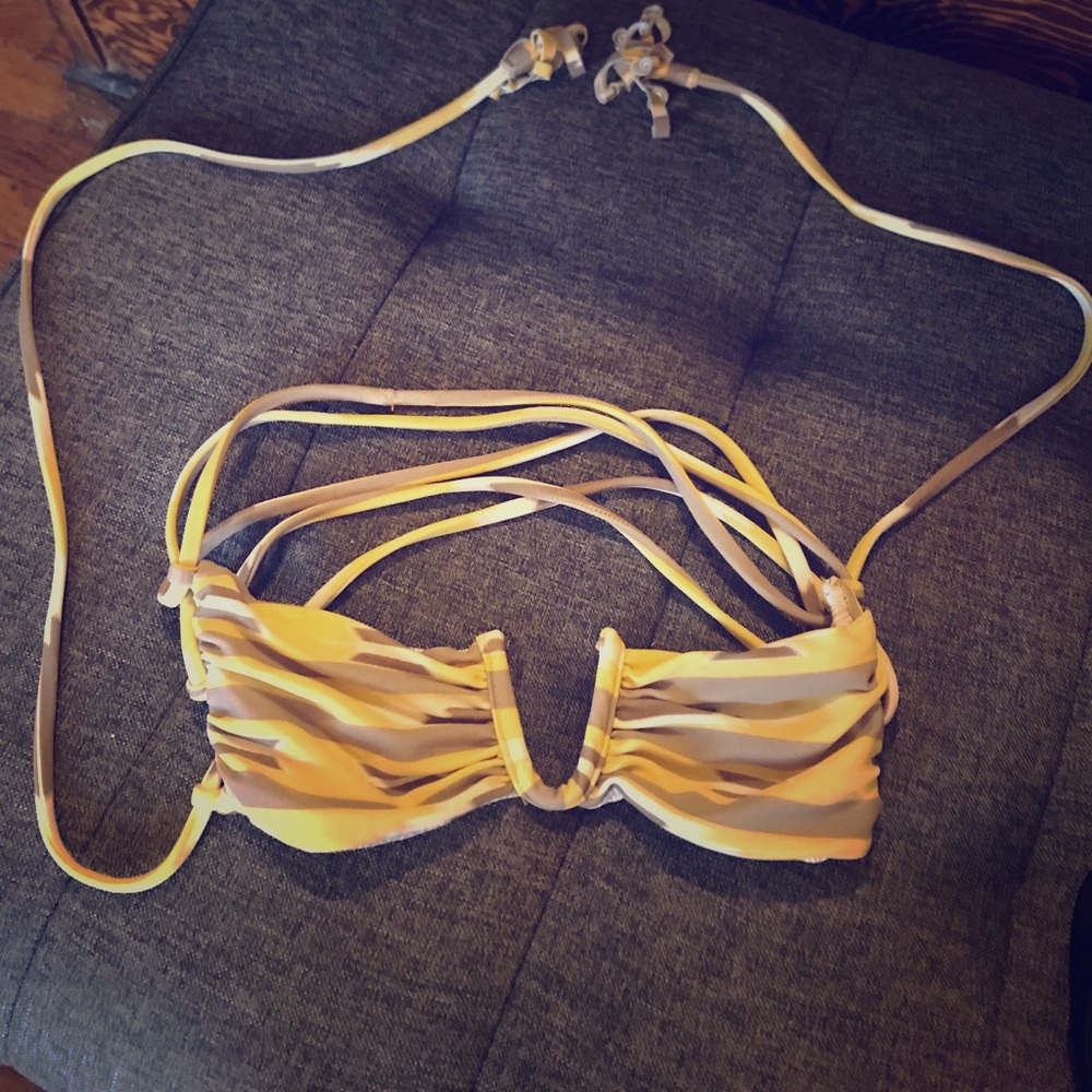 Acacia strapless top size S