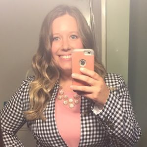 Meet your Posher, Noell