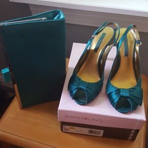 Emerald green shoes & purse