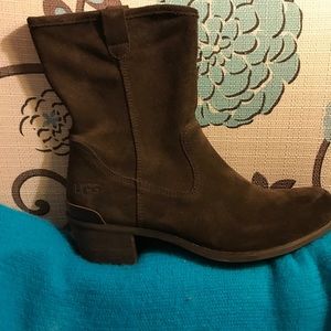 UGG WOMEN'S, BRAND NEW, BRIAR, LEATHER ANKLE BOOTS