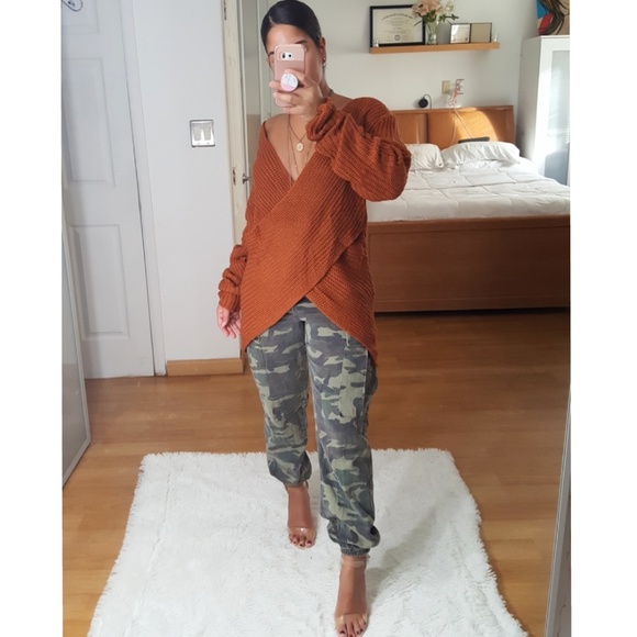 "Pumpkin Pickin'" Sweater NWOT - Picture 2 of 4