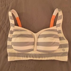 Lulu Lemon Sports Bra